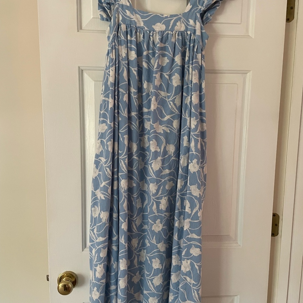 A New Day Blue and White Floral Maxi Dress